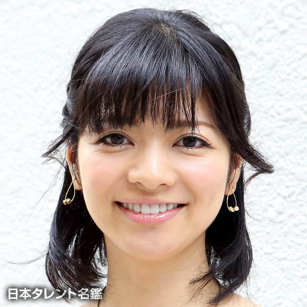 山根　舞