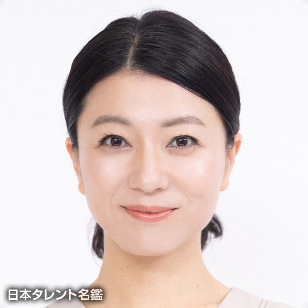 泉　希衣子