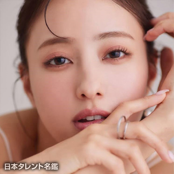 愛甲　千笑美