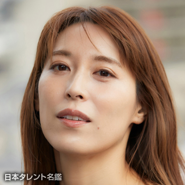 井上　奈々