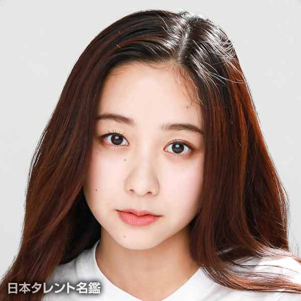 堀田　真由