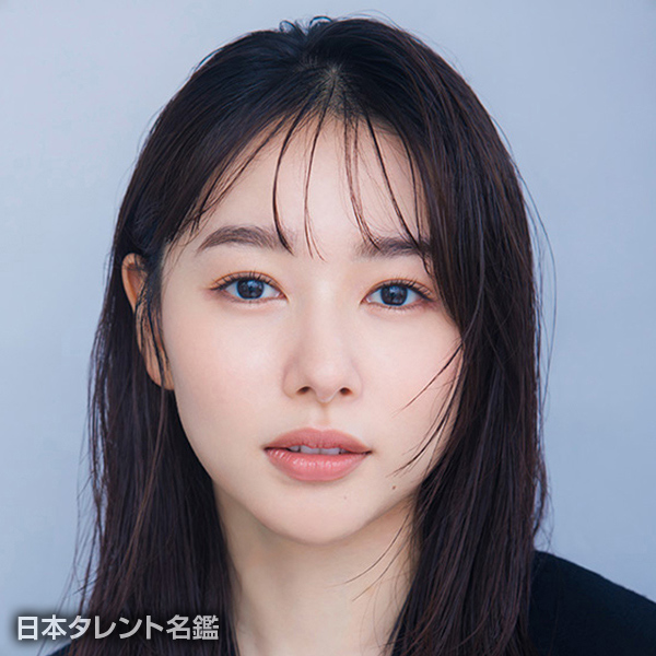 桜井　日奈子