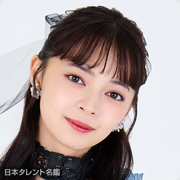 上國料　萌衣