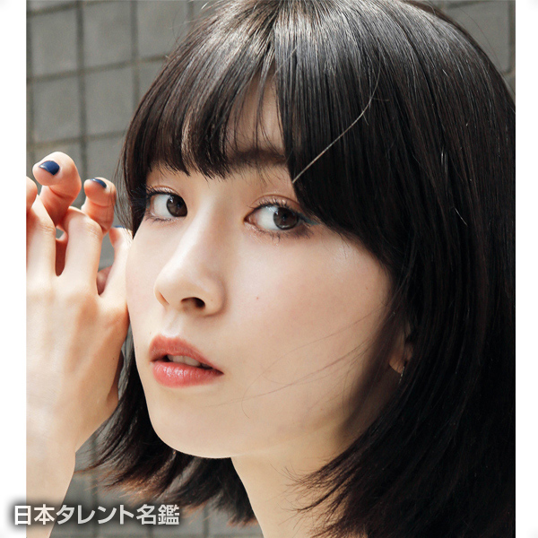 内田　ゆうほ