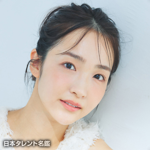 明星　あゆみ