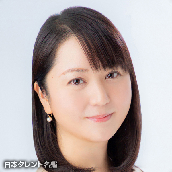 千知岩　梨絵