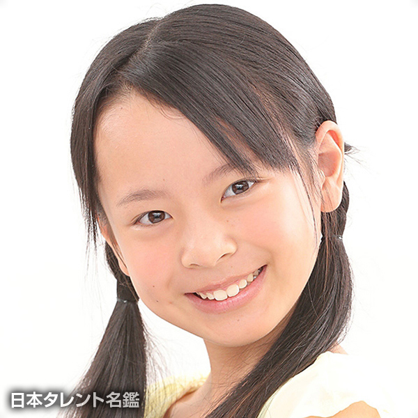 小國　舞羽