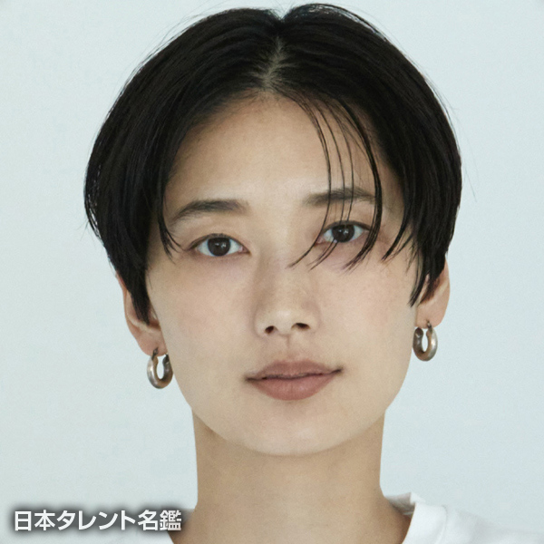 潮田　あかり