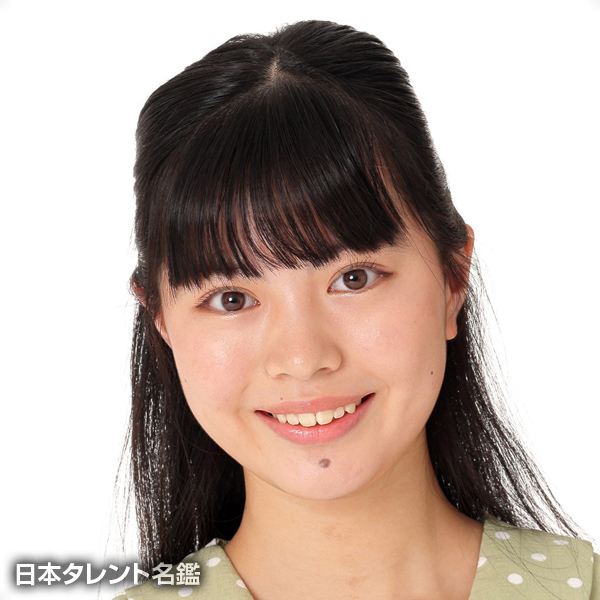 南　やちか