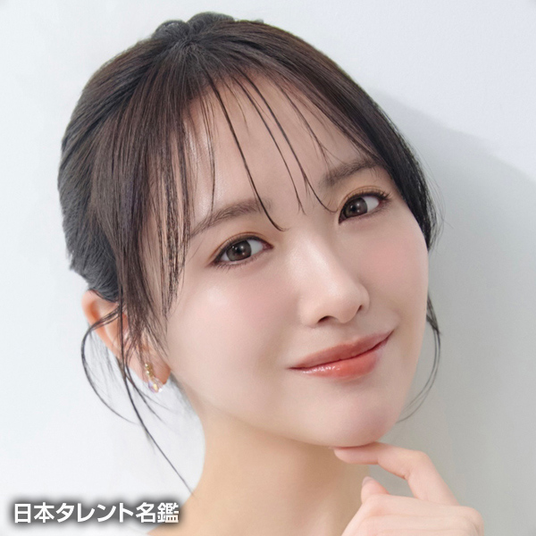 石田　千穂