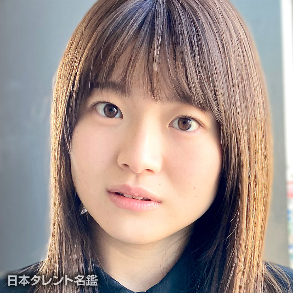 桜羽　梨紗