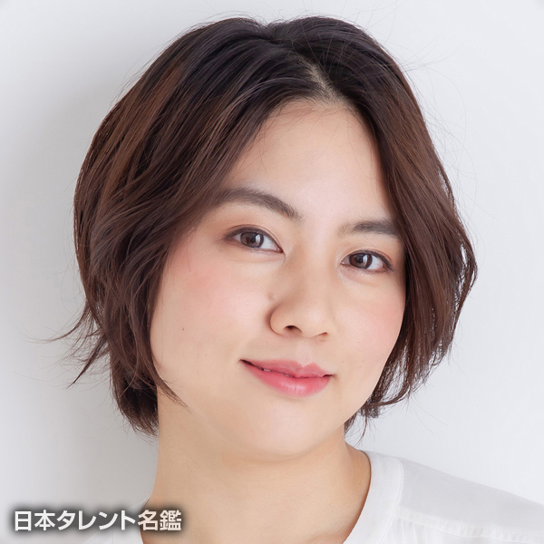 山田　奈保