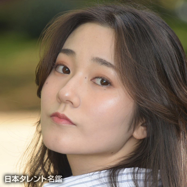 長谷川　ゆりさ