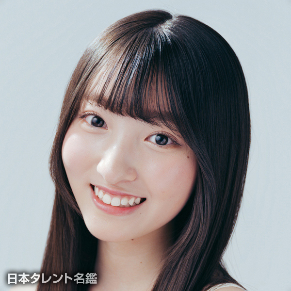 板倉　ももか