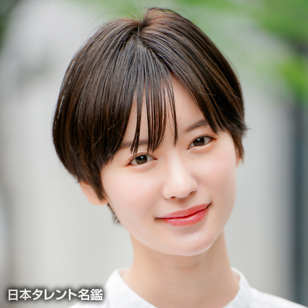 西川　由莉
