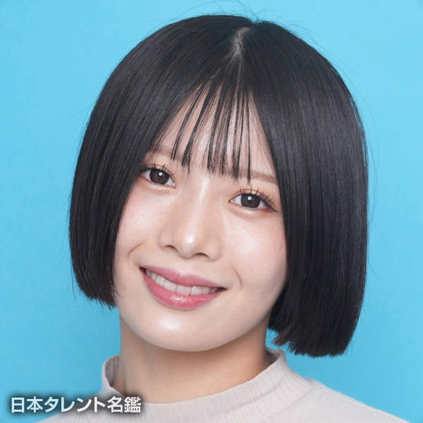 橘　奈穂