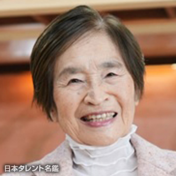 山川　美恵子