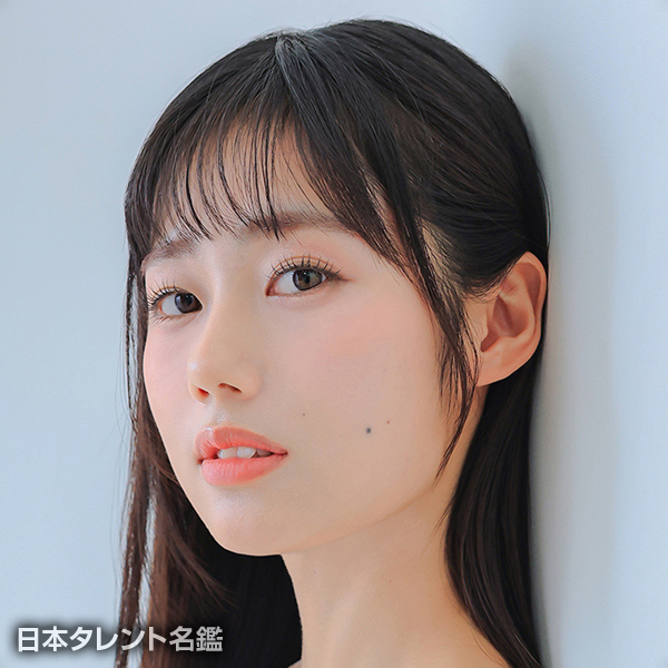 本村　玲奈