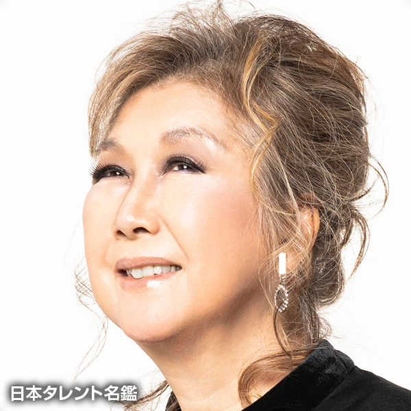 高橋　真梨子