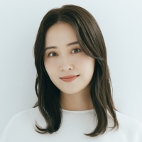 衛藤　美彩