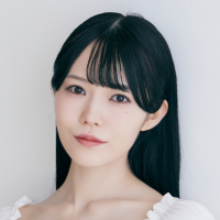 津田　彩花